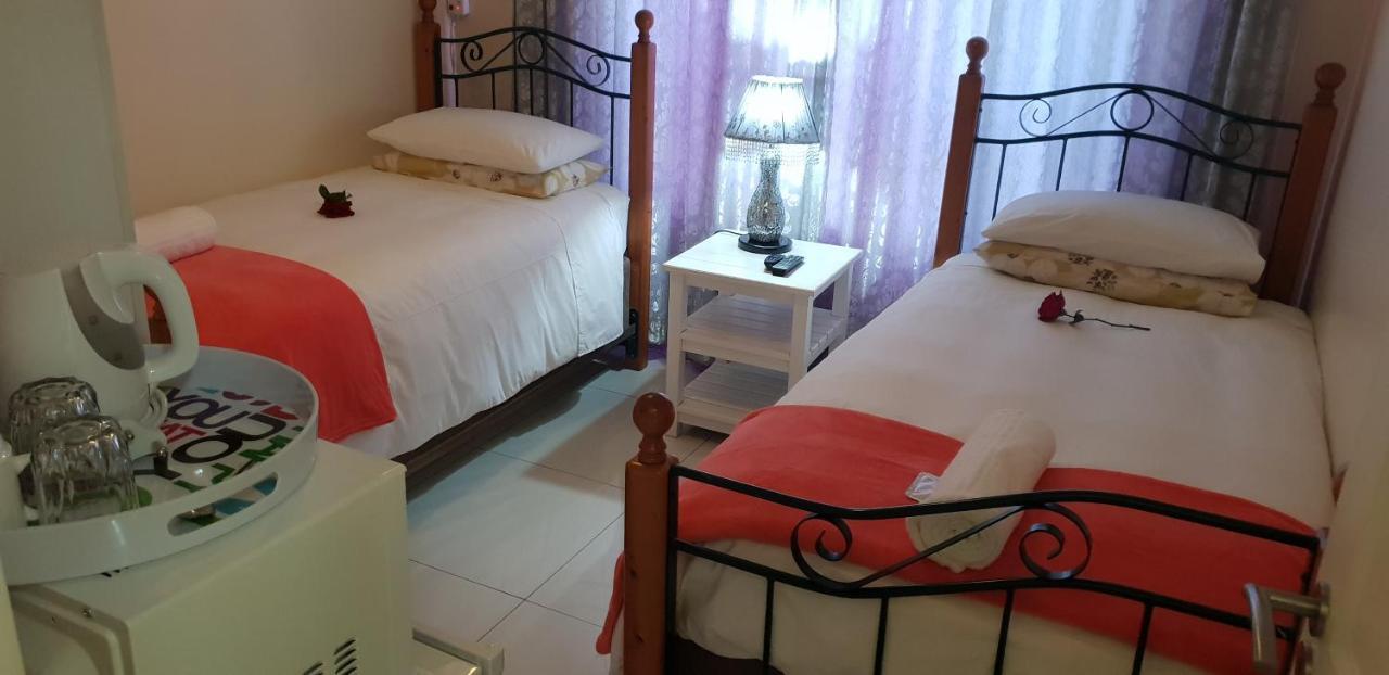 Ebenezer Guesthouse Bluewater Bay Port Elizabeth Eksteriør billede
